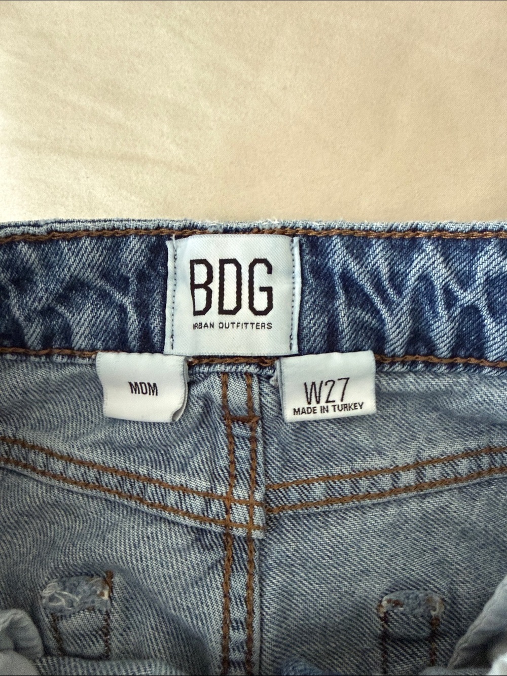 BDG Urban Outfitters High Rise Women’s Mom Jeans // 100% Cotton // Women 27 - Picture 12 of 14